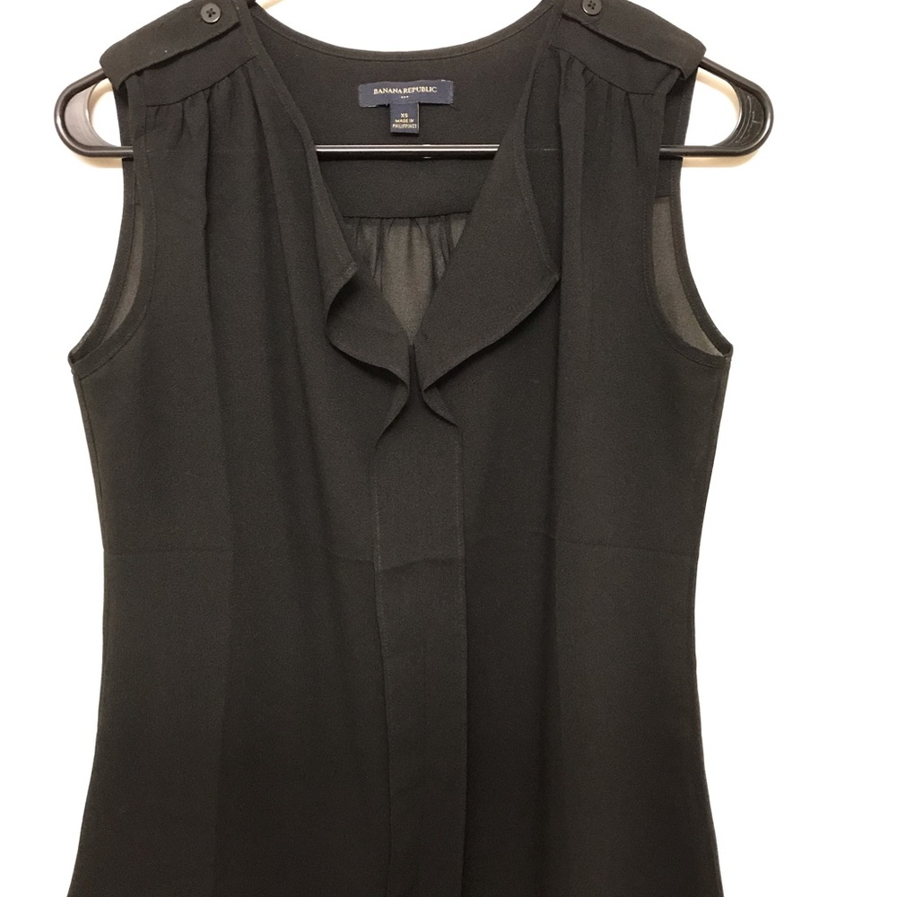 Banana Republic sleeveless blouse